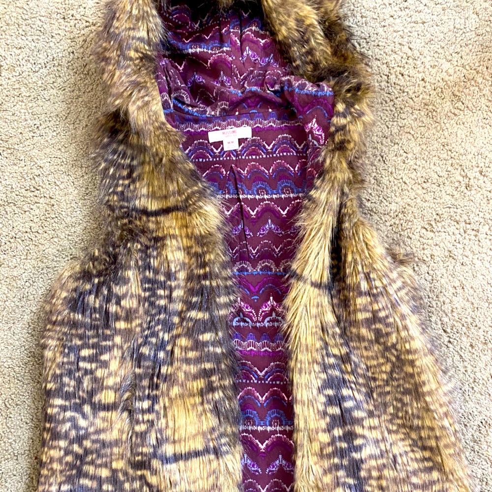 Fur vest